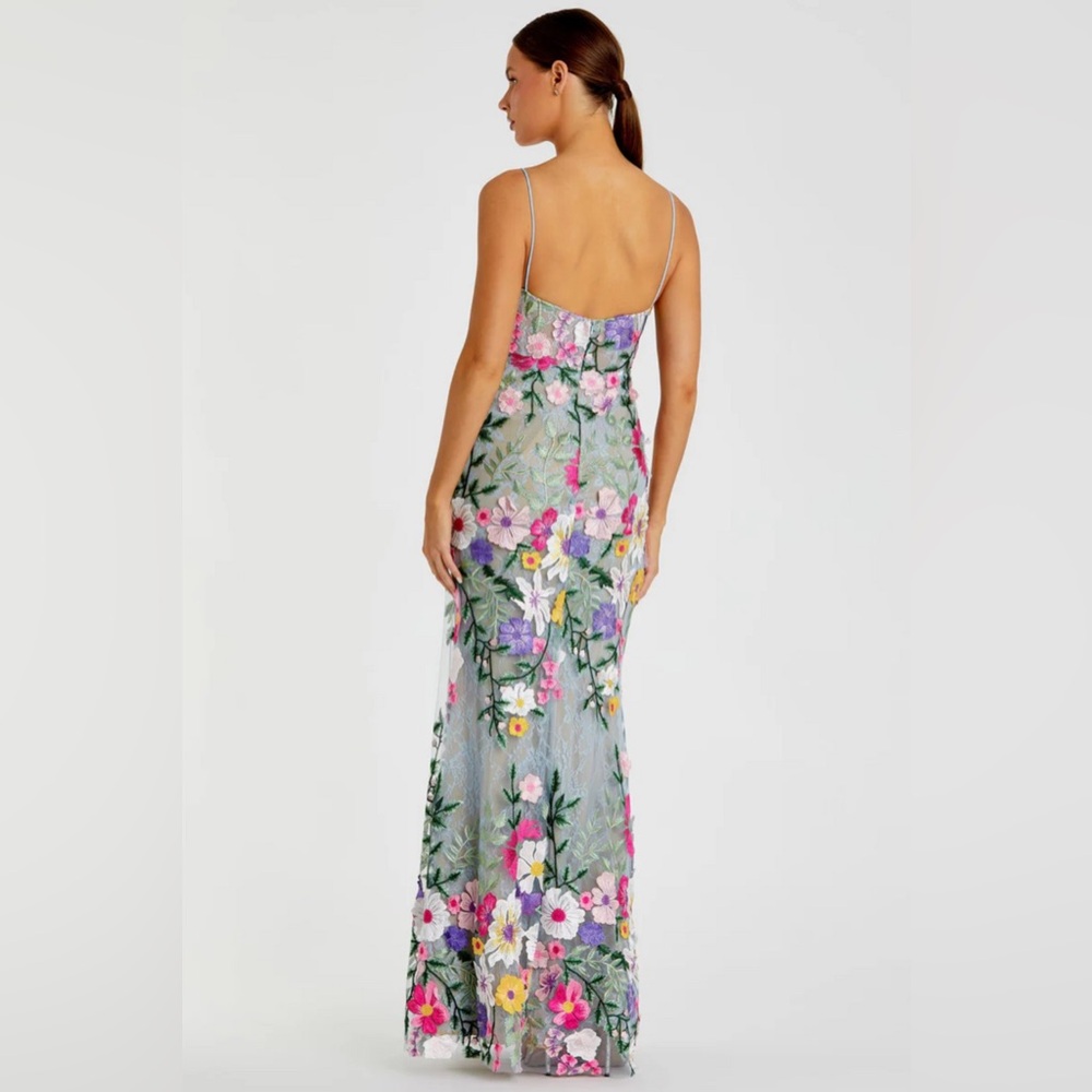 MAC DUGGAL 68897
Green Floral Embroidered Sleeveless Bustier Gown Size 2 - Picture 2 of 6